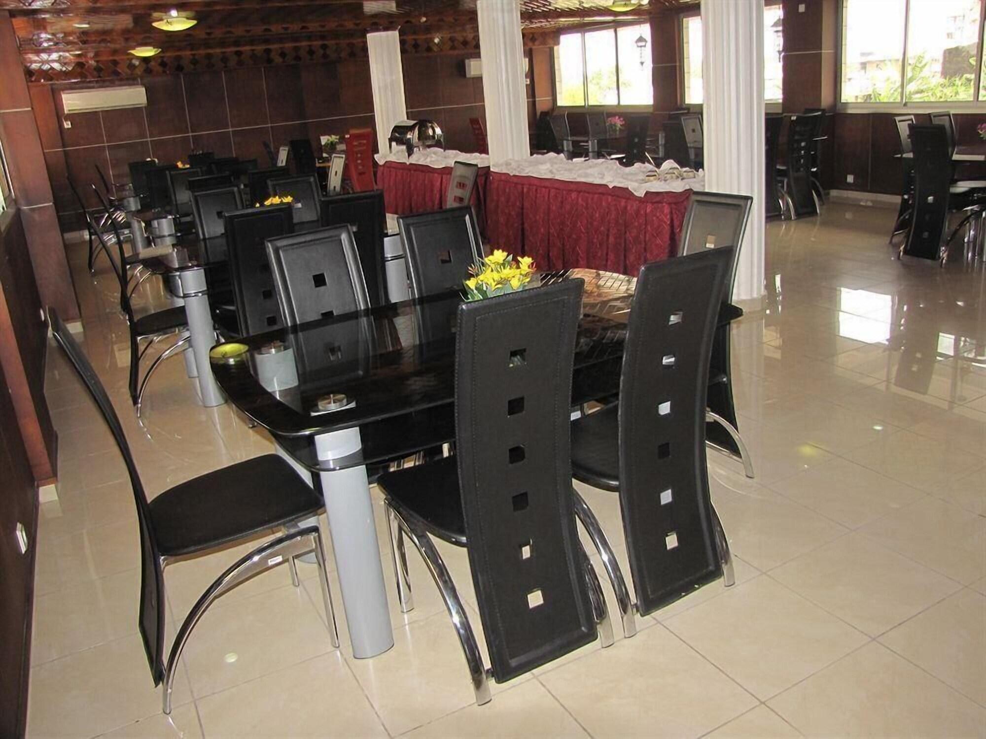 Restaurant Afrique Hotel Douala Airport