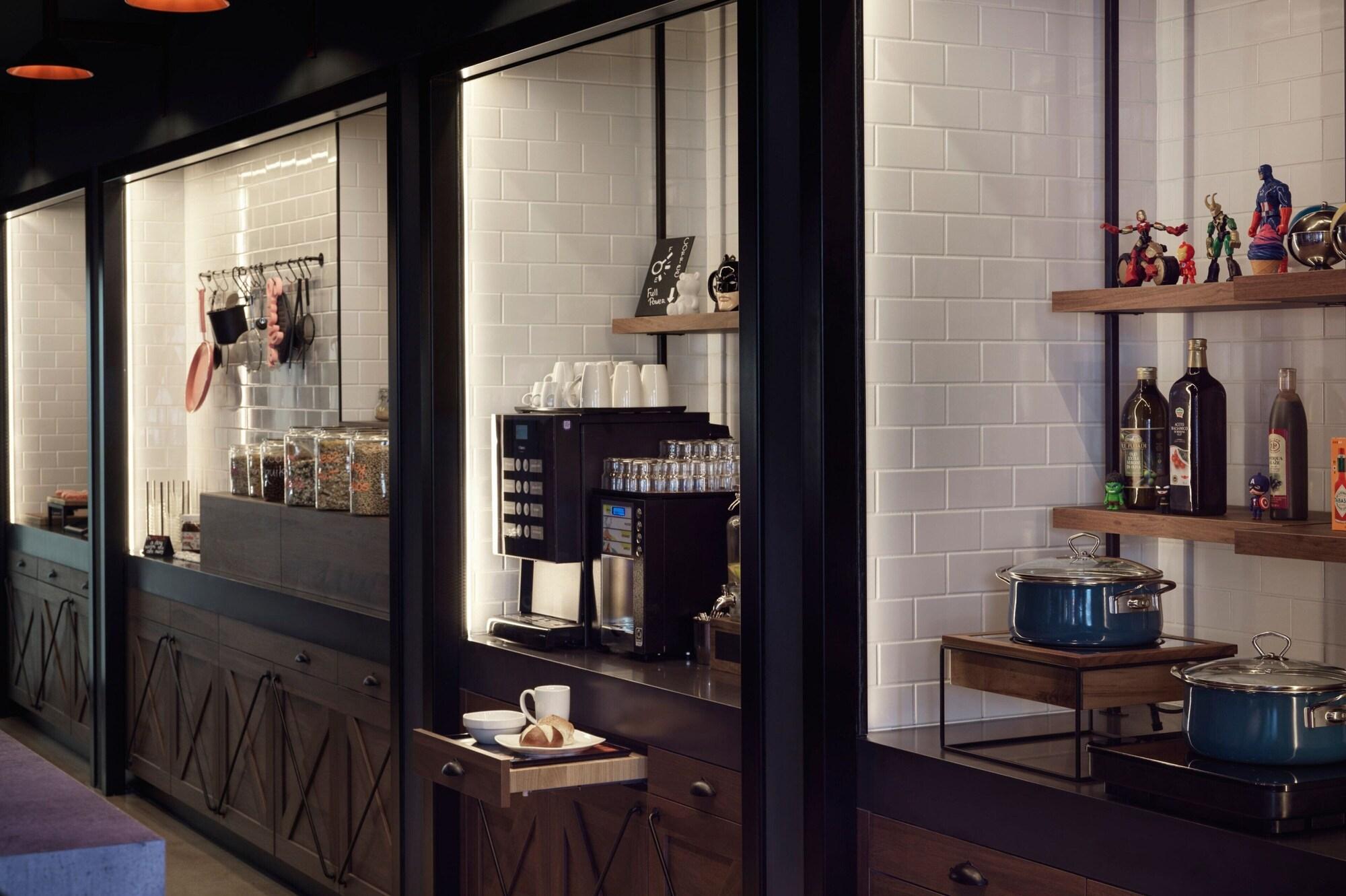 Restaurant Moxy Belgrade