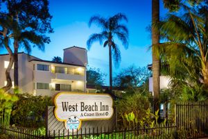 Alojamiento - West Beach Inn, a Coast Hotel