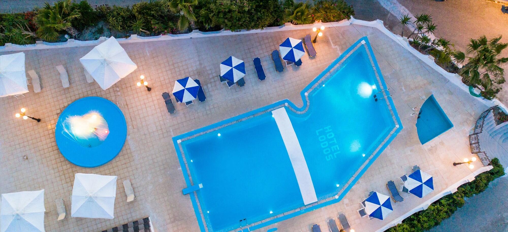 Varios Hotel Lodos