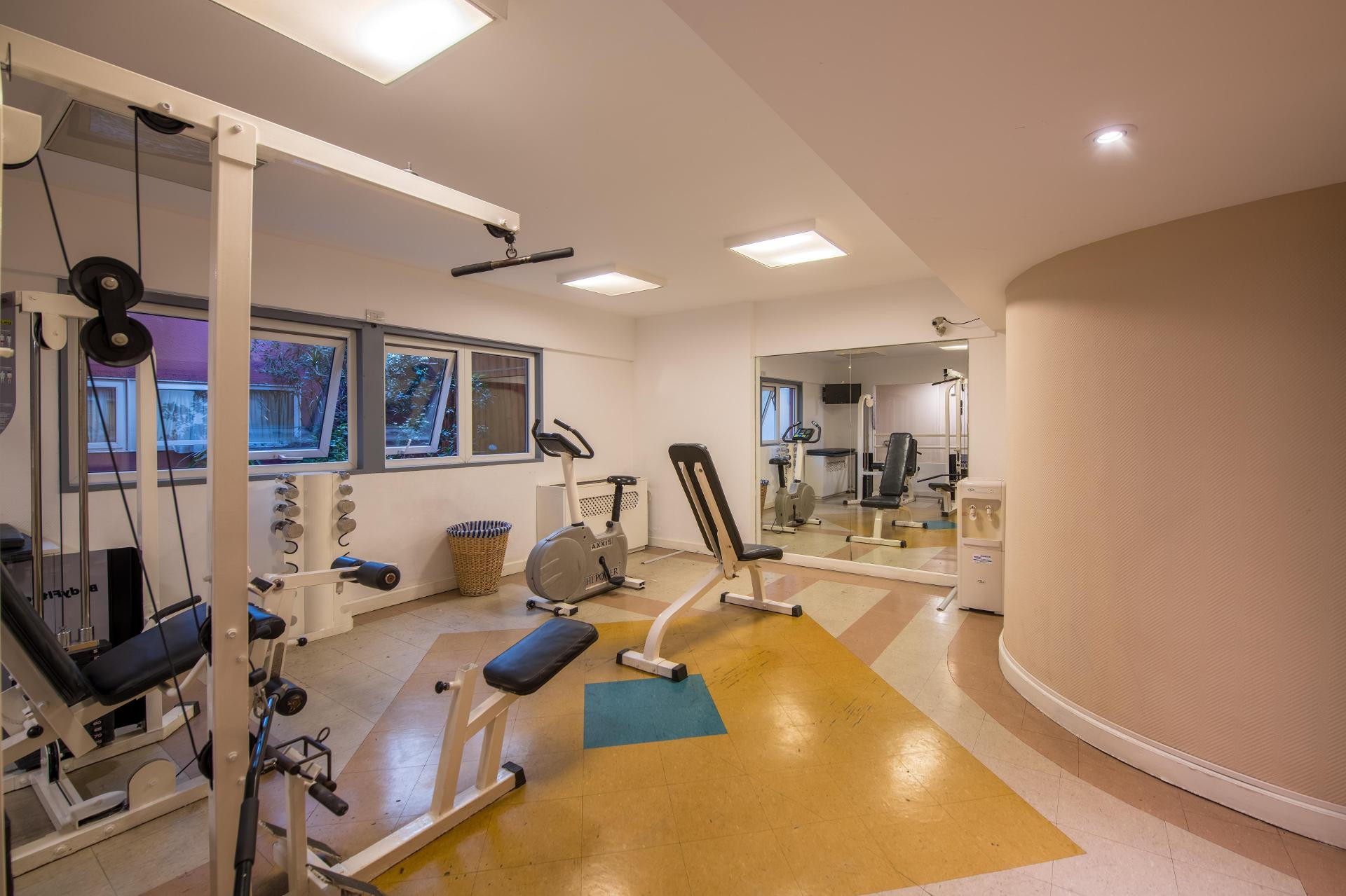 Gimnasio Exe Hotel Colon
