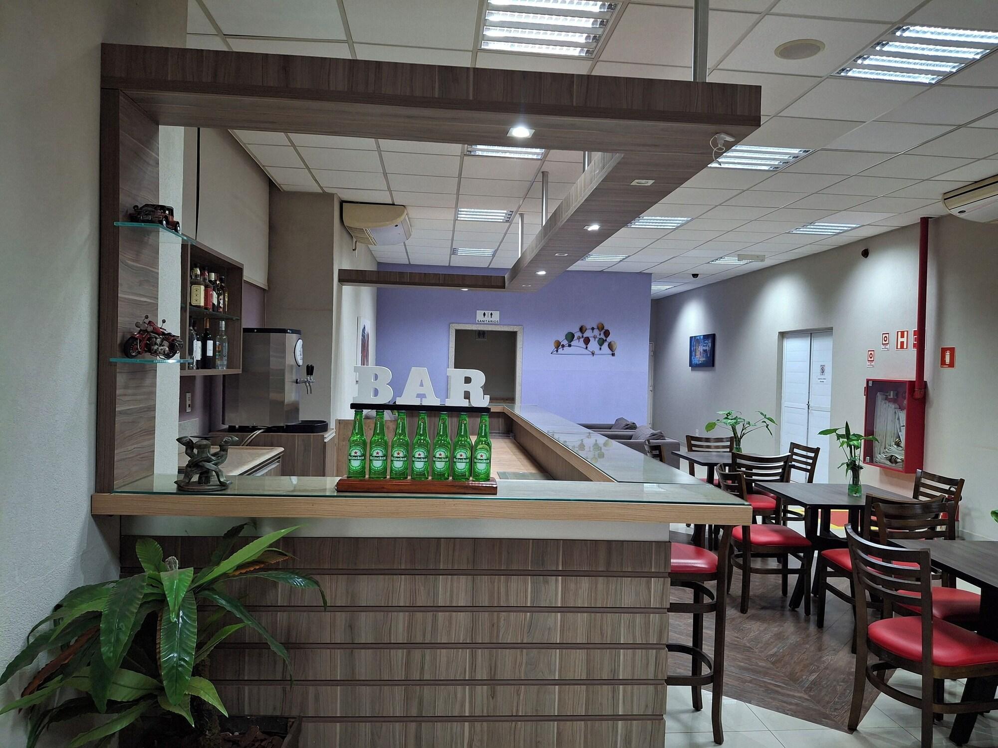 Bar/Salón Onix Inn Hotel Cravinhos