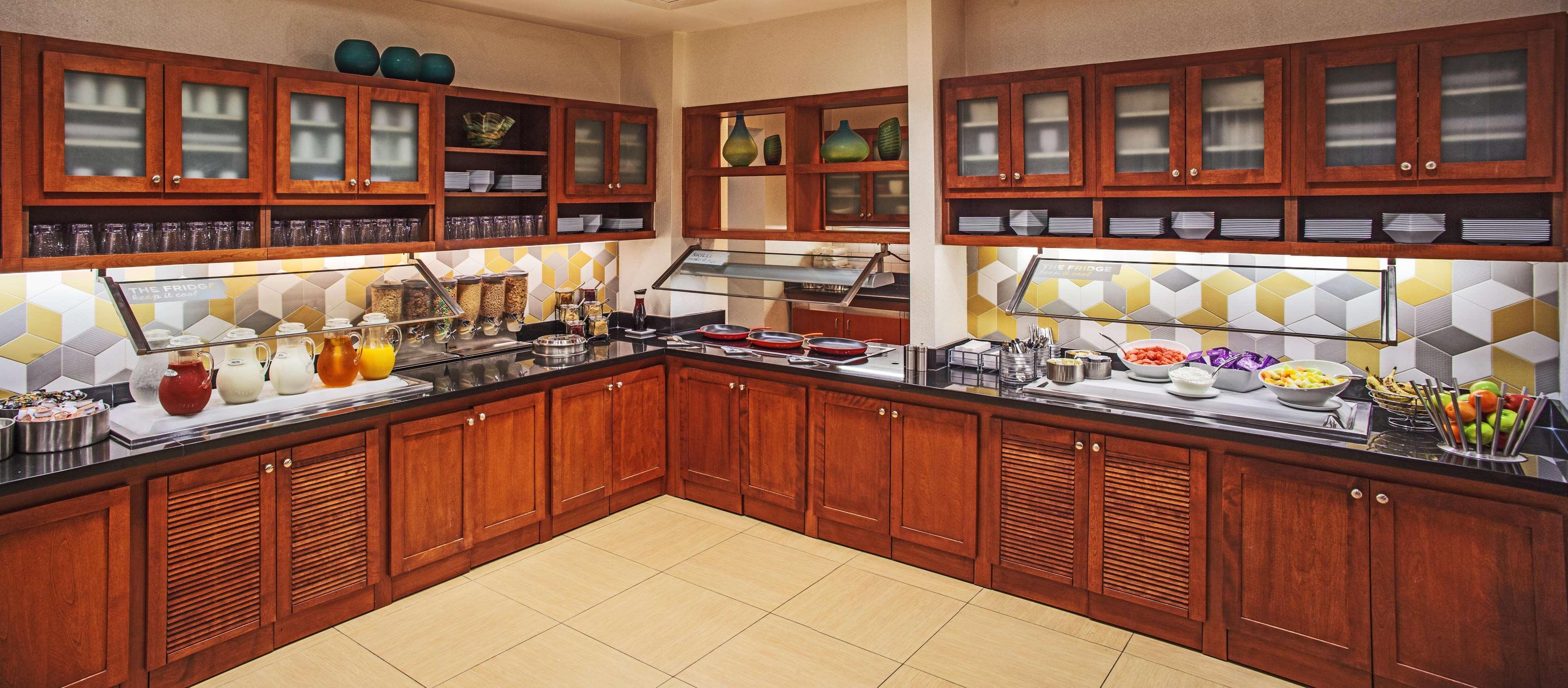 Restaurant Hyatt Place Cincinnati/Blue Ash