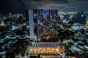 Alojamiento - Lagos Continental Hotel
