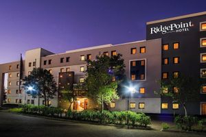 Alojamiento - The RidgePoint Hotel