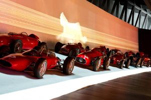 Actividad - Museo Nacional del Automóvil y Open Bus Turín