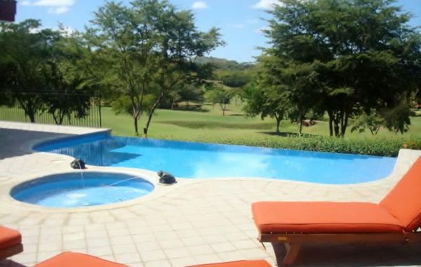 Exclusive home on golf course at Reserva Conchal is stunning inside and out - Hoteles todo incluido en Playa Conchal, Guanacaste