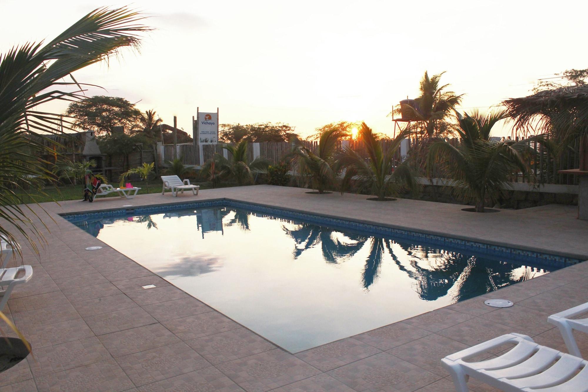 Vista Piscina Hotel Vichayo