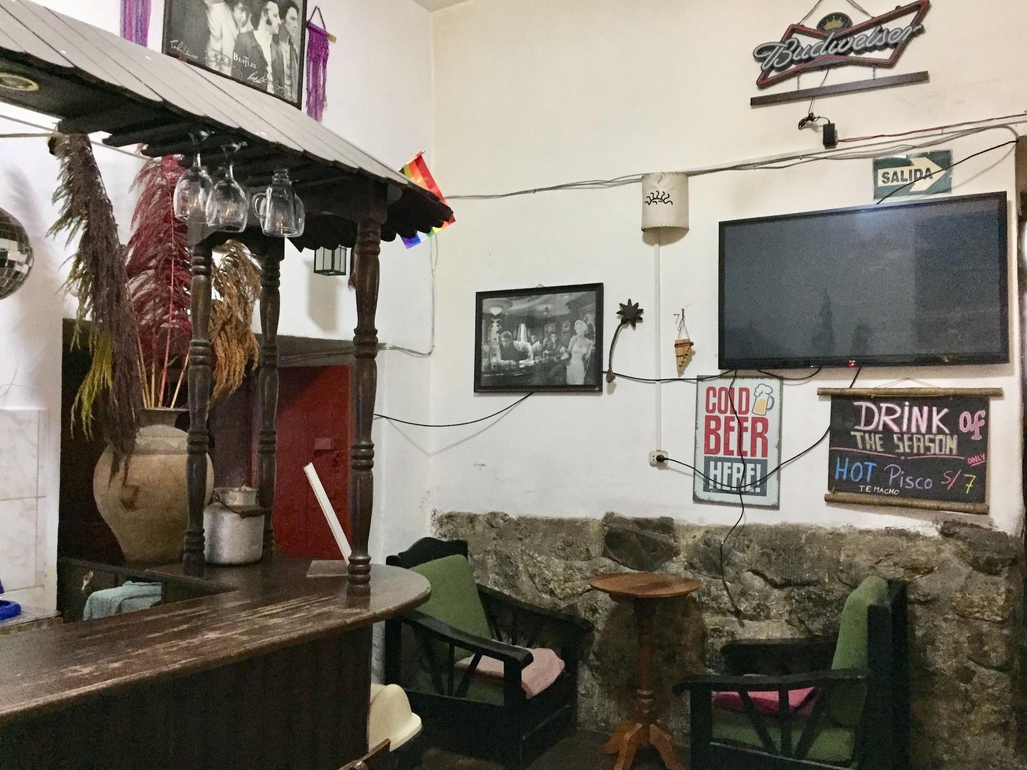 Bar/Salón VIP House Hostel