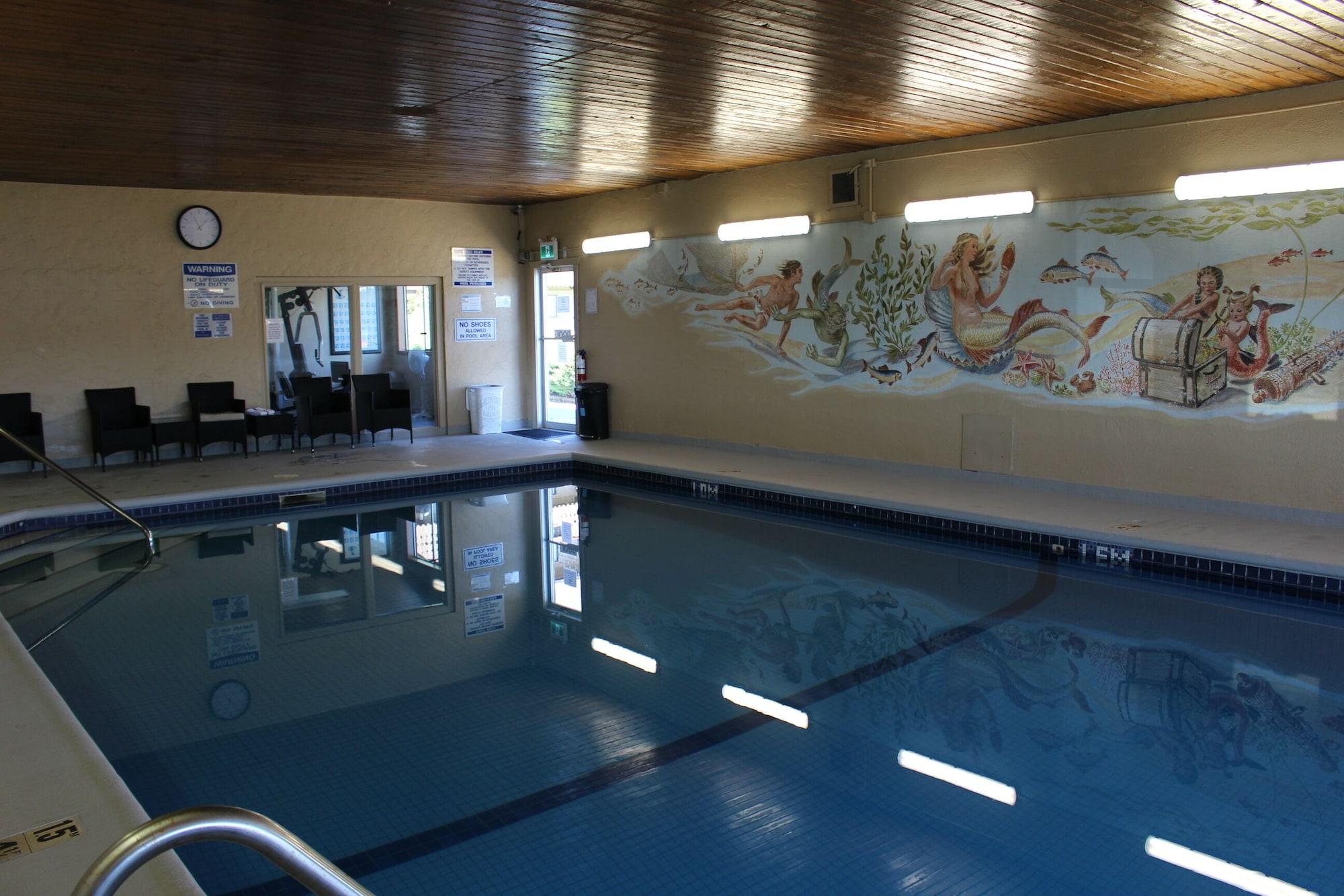 Vista Piscina Ramada by Wyndham Campbell River