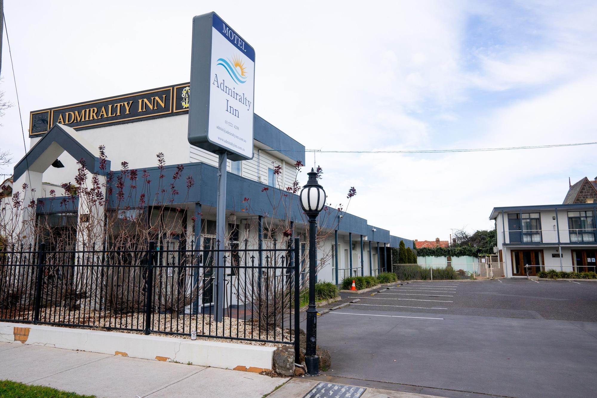 Vista Exterior Admiralty Inn