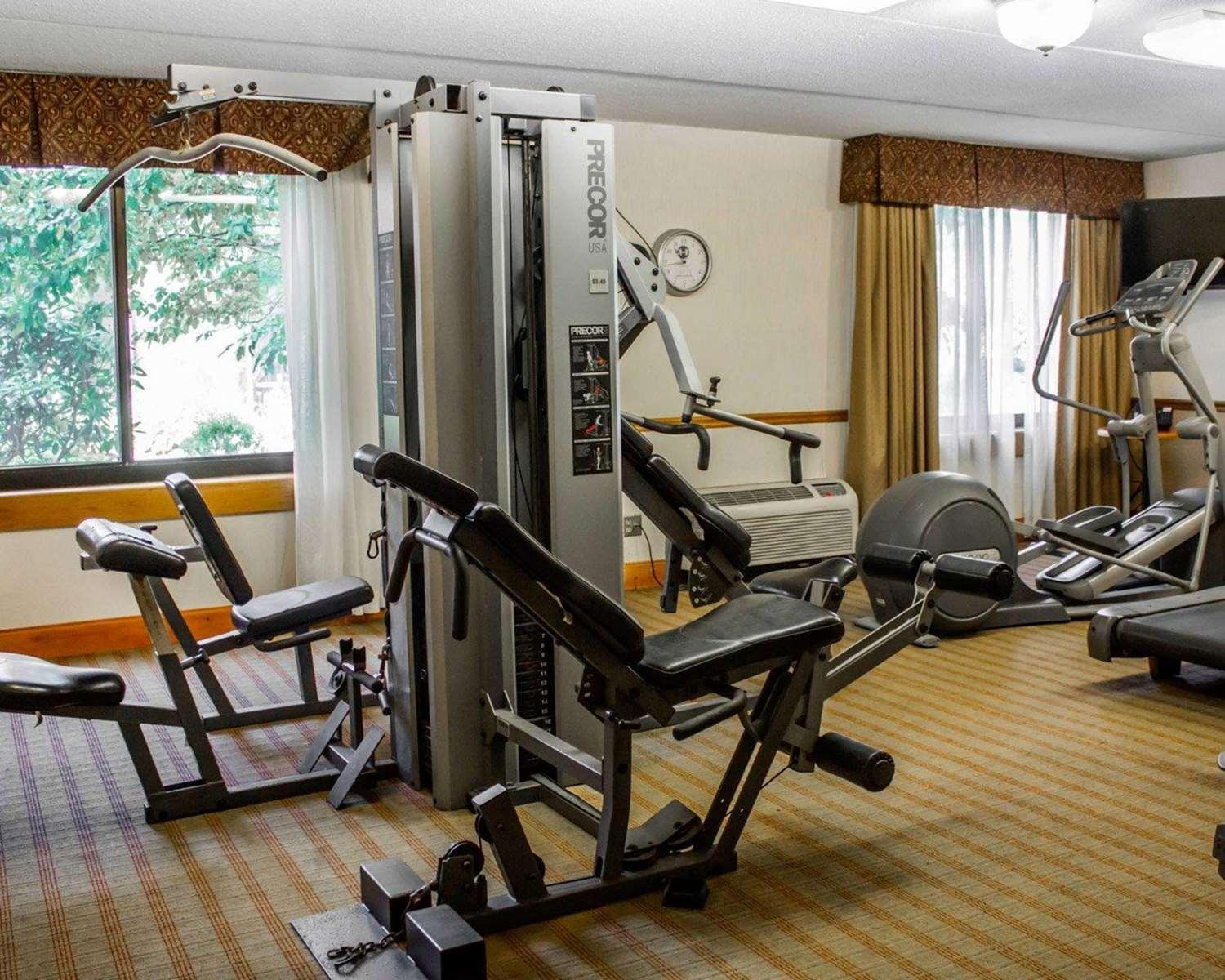 Gimnasio Clarion Hotel Conference Center on Lake Erie