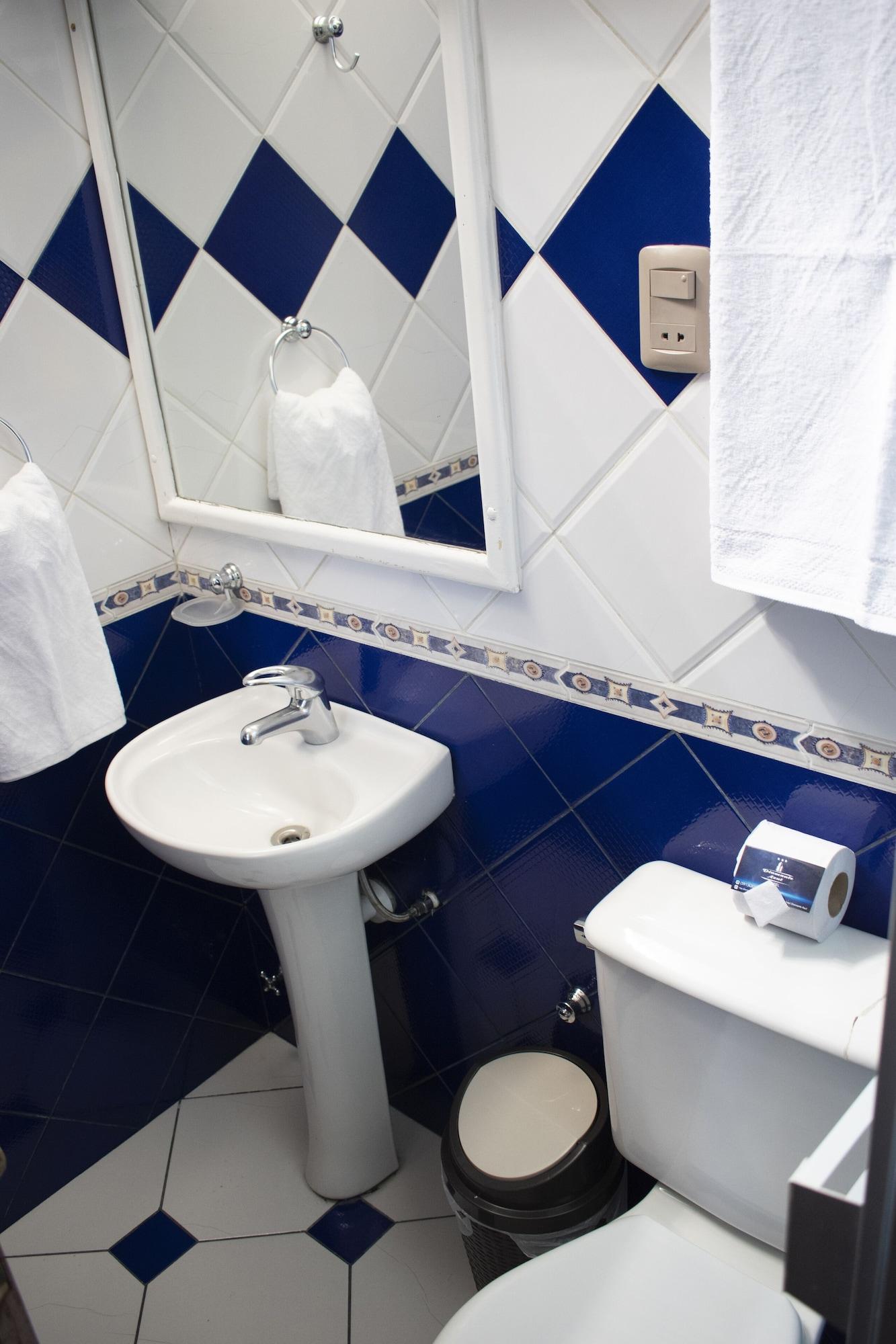 Equipamiento de Habitación HOTEL DIAMANTE AZUL