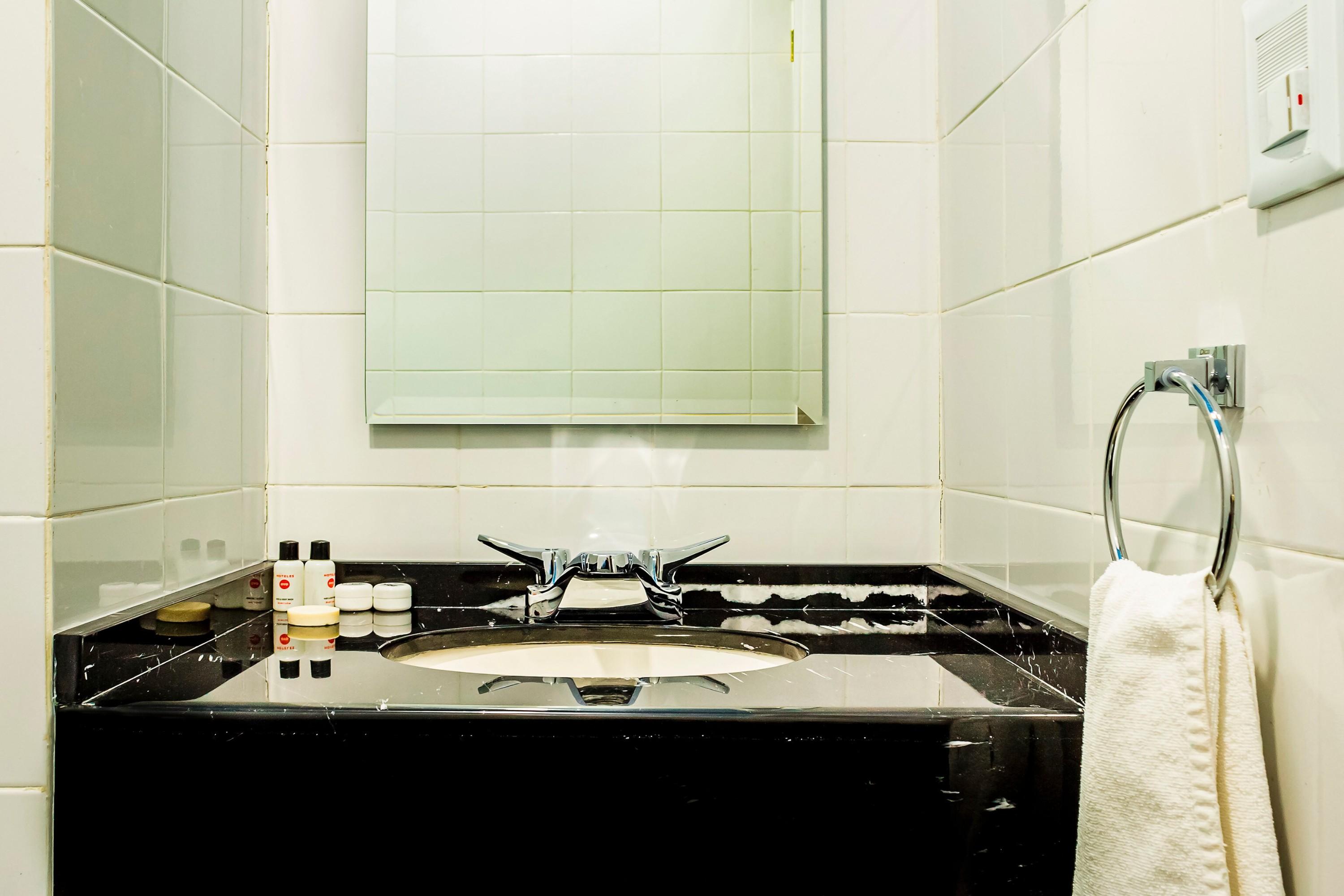 Baño Capital O Df Inn, Ciudad de Mexico