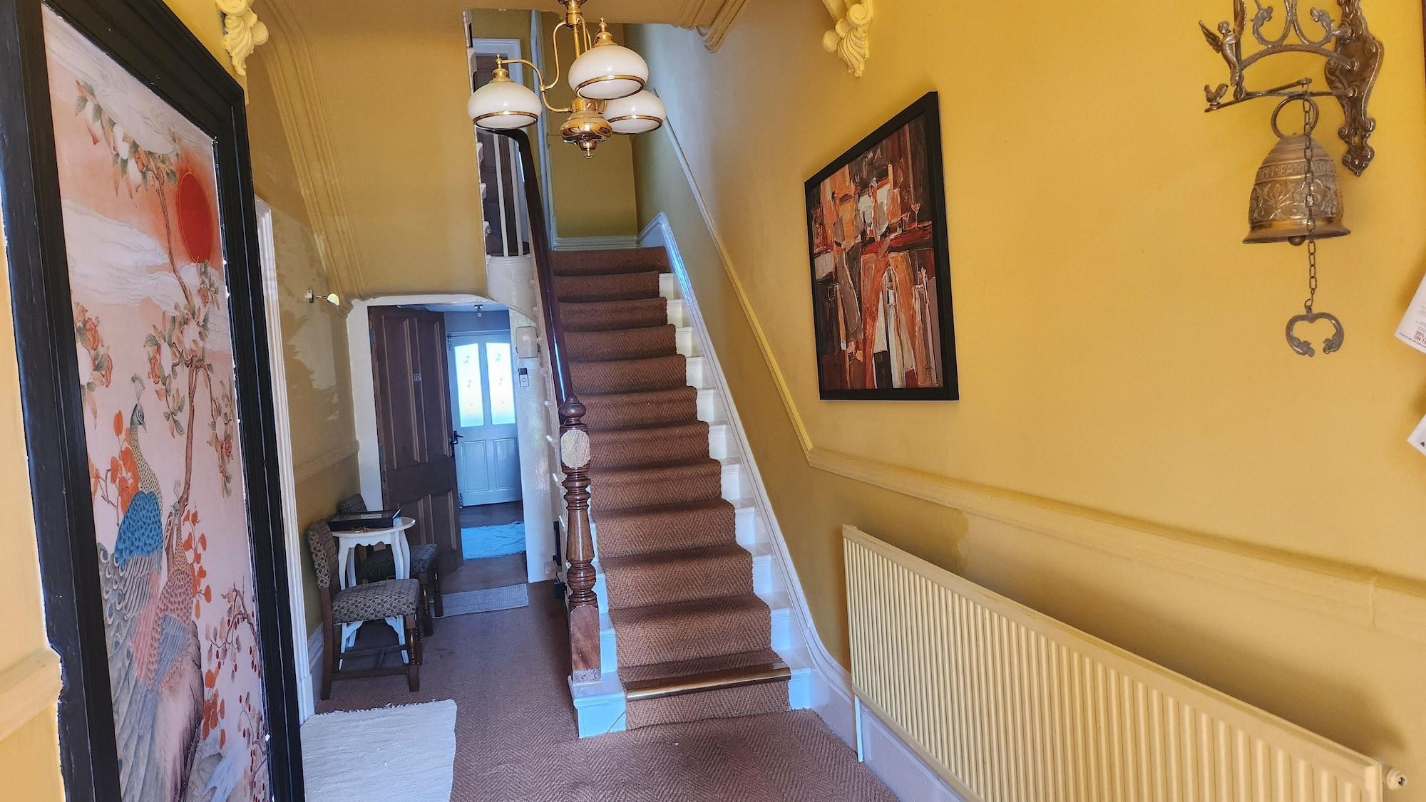 Vista Lobby Cornerstones Guest House