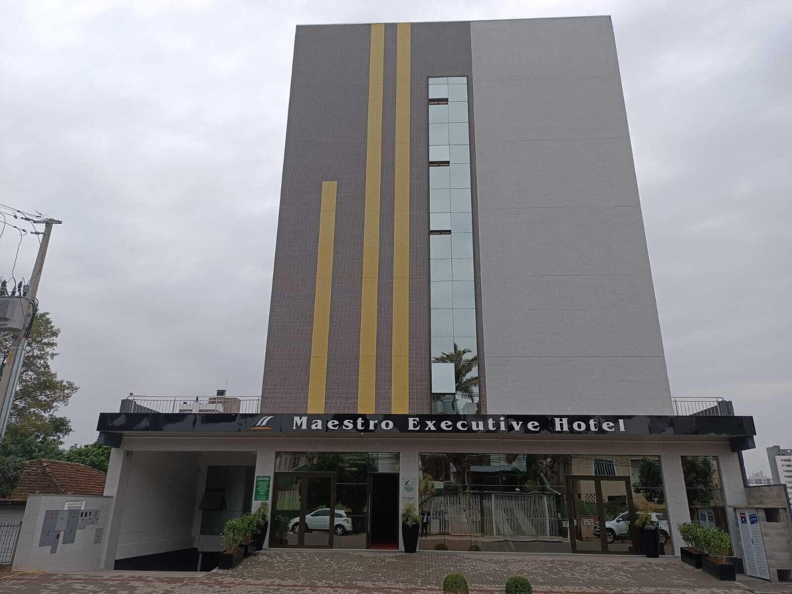 Vista Exterior Hotel Maestro Executive Pato Branco