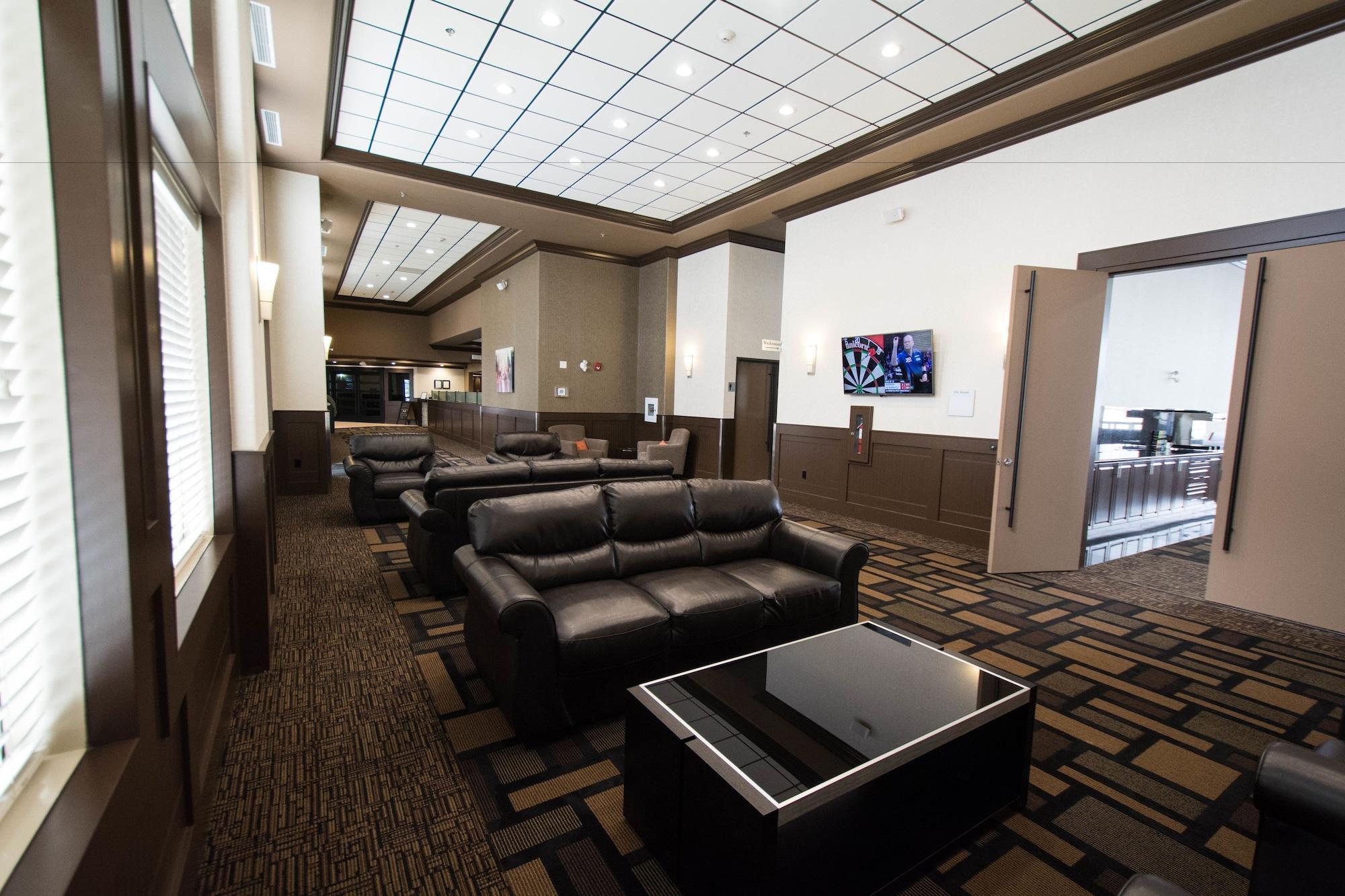 Vista Lobby Chateau Nova Peace River