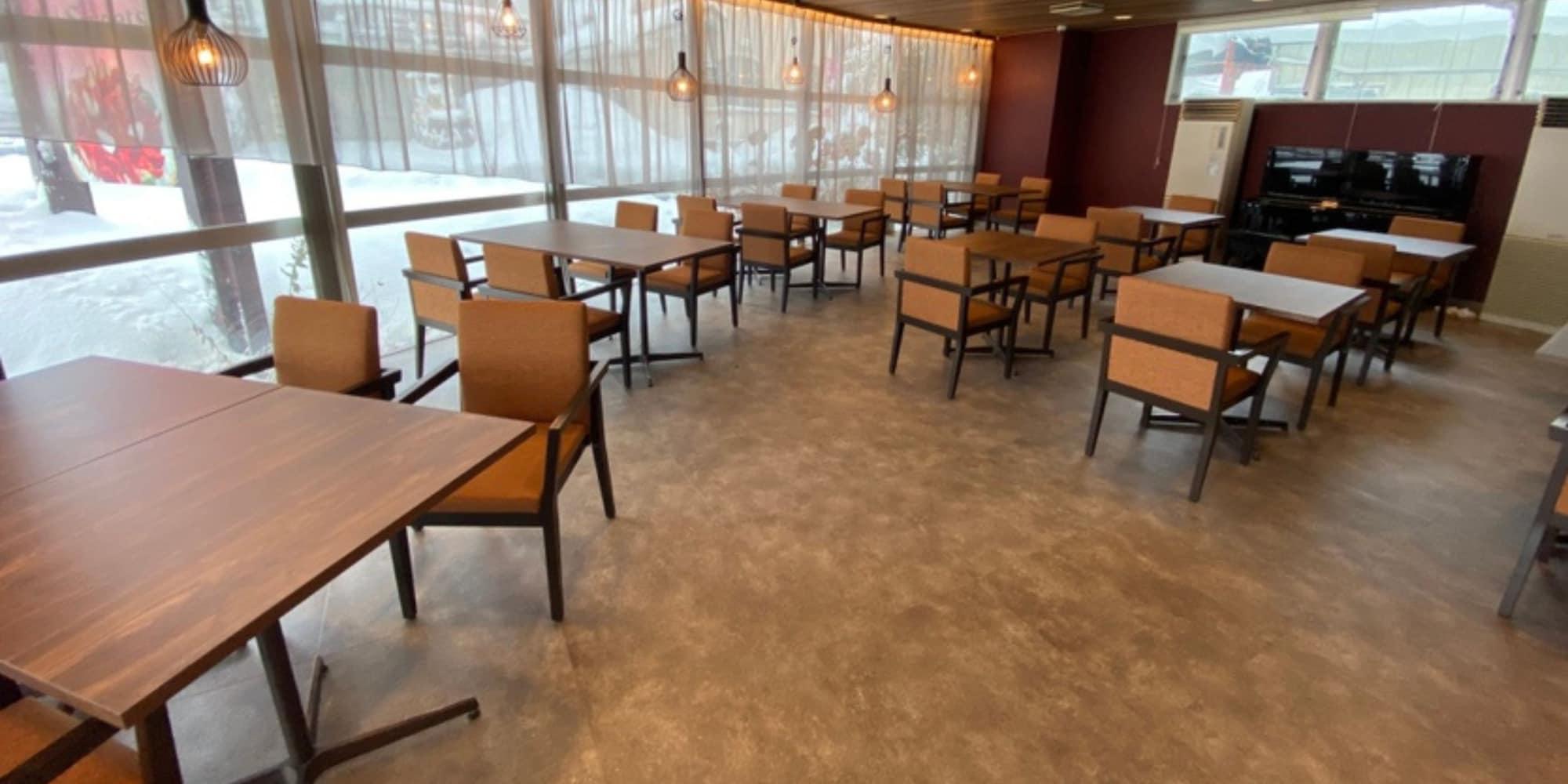 Restaurant HOTEL 24 sweets HAKUBA