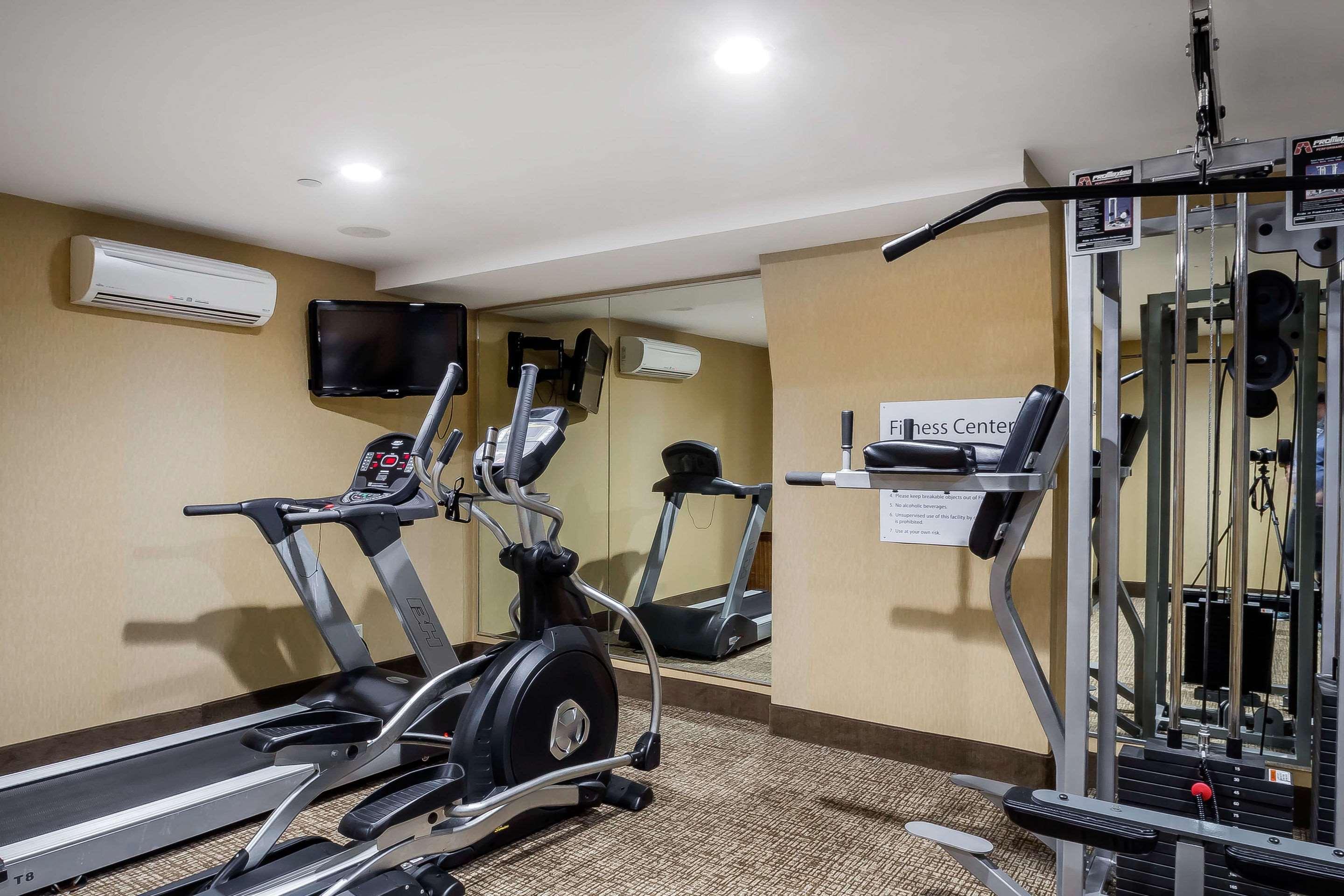 Gimnasio Comfort Inn Staten Island