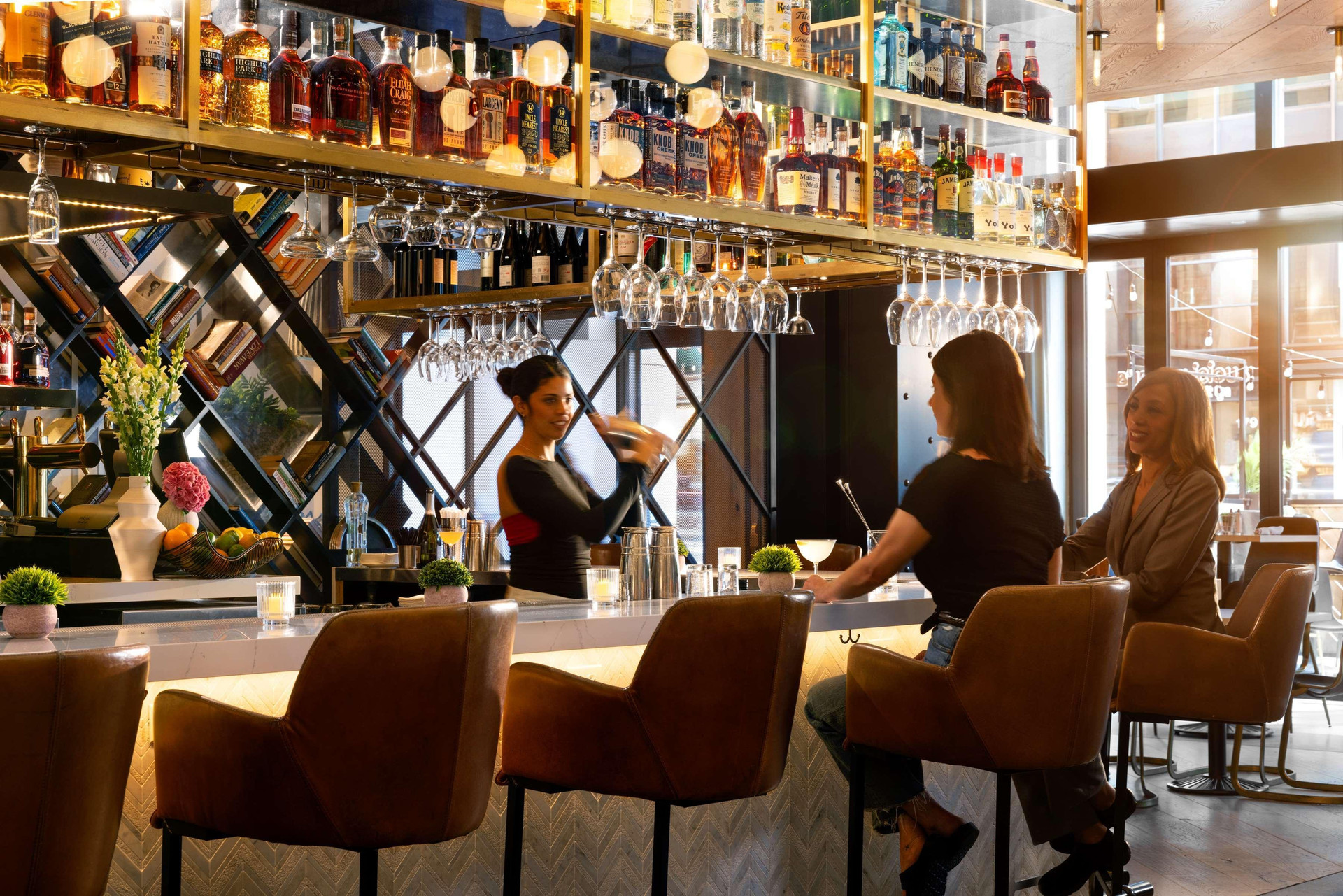 Bar/Salón Arlo Chicago