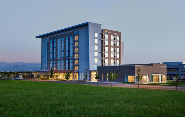 Hyatt Place Peña Station/Denver Airport