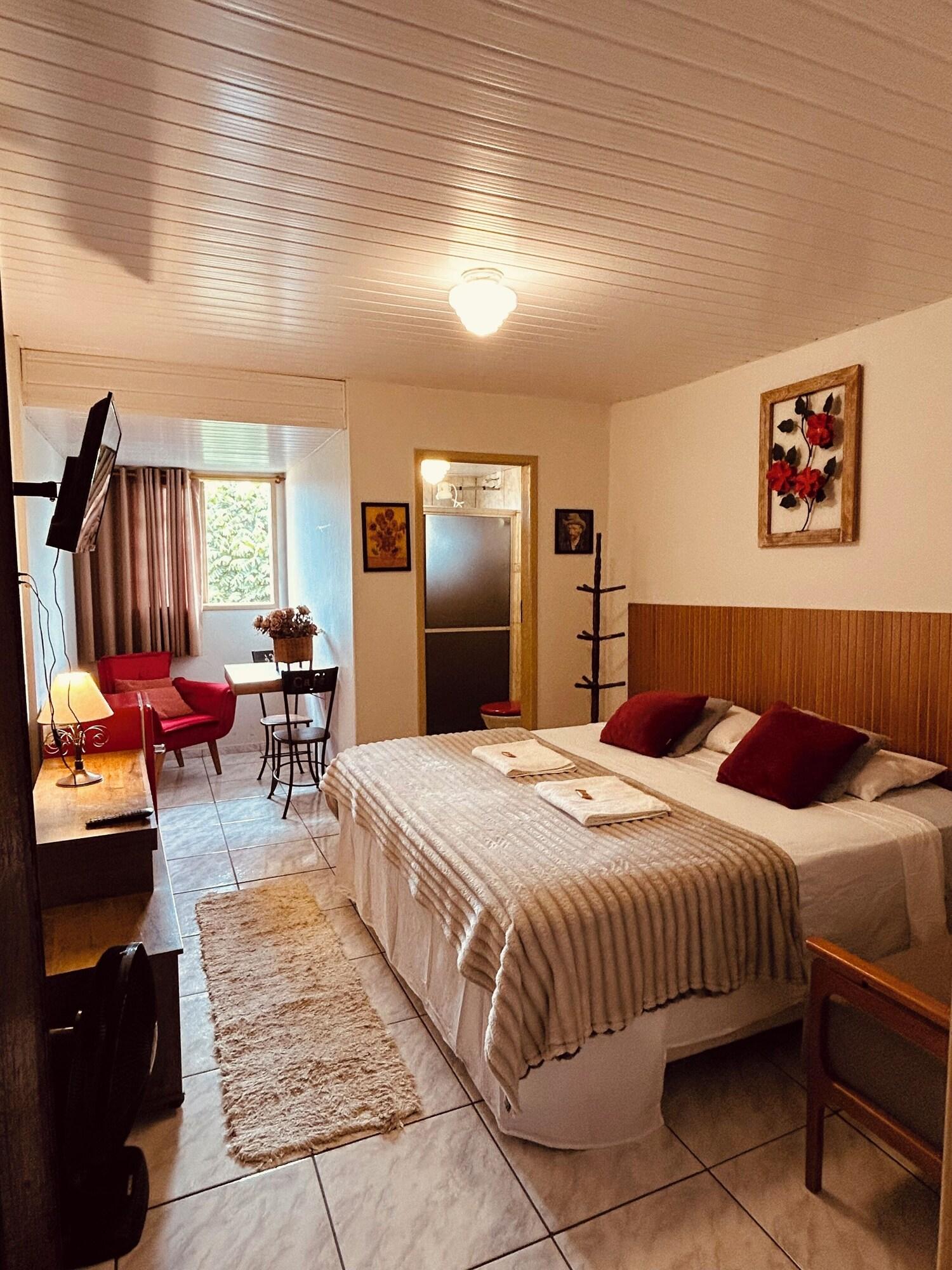 Varios Hospedaria Vila Rica