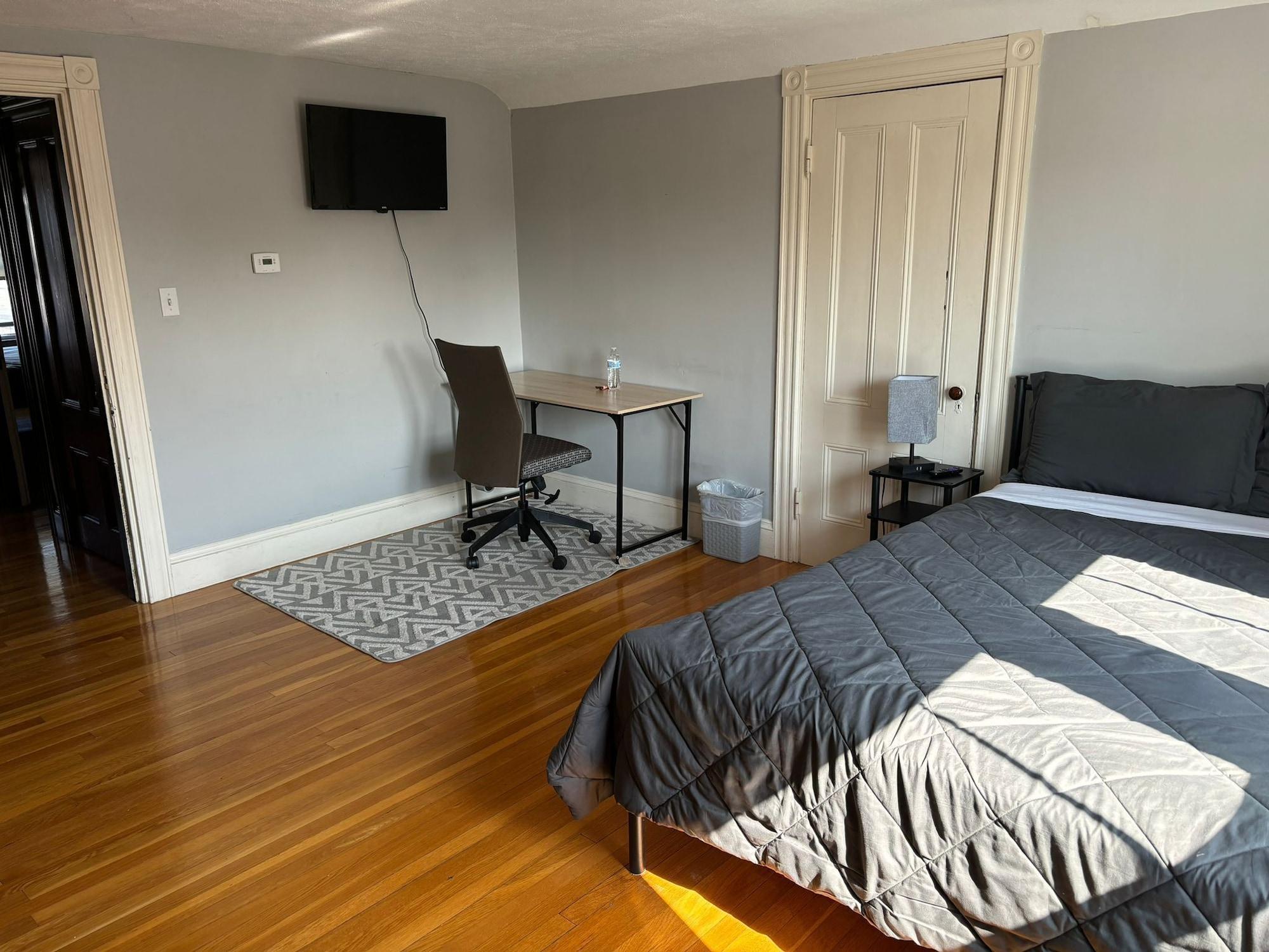 Varios Homestay Near Downtown Boston