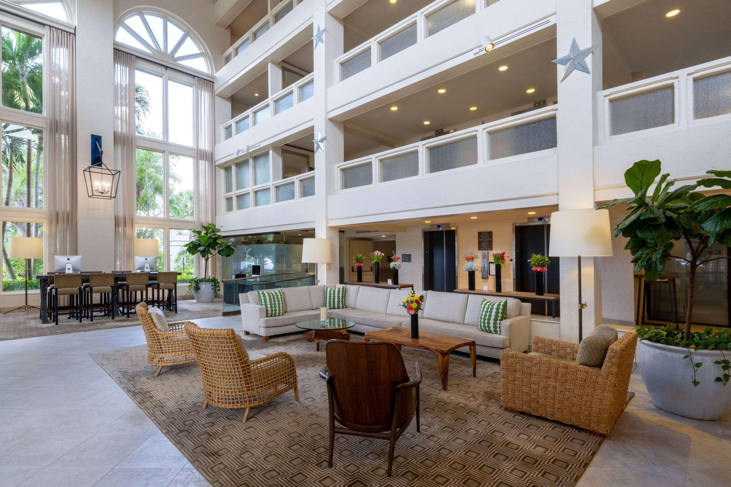 Vista Lobby Wyndham Boca Raton Hotel