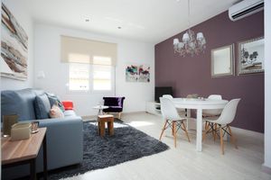 Alquiler Vacacional - CHARMING & QUIET APARTMENT WITH BALCONY AND PARKING NEXT TO PARK GÜELL