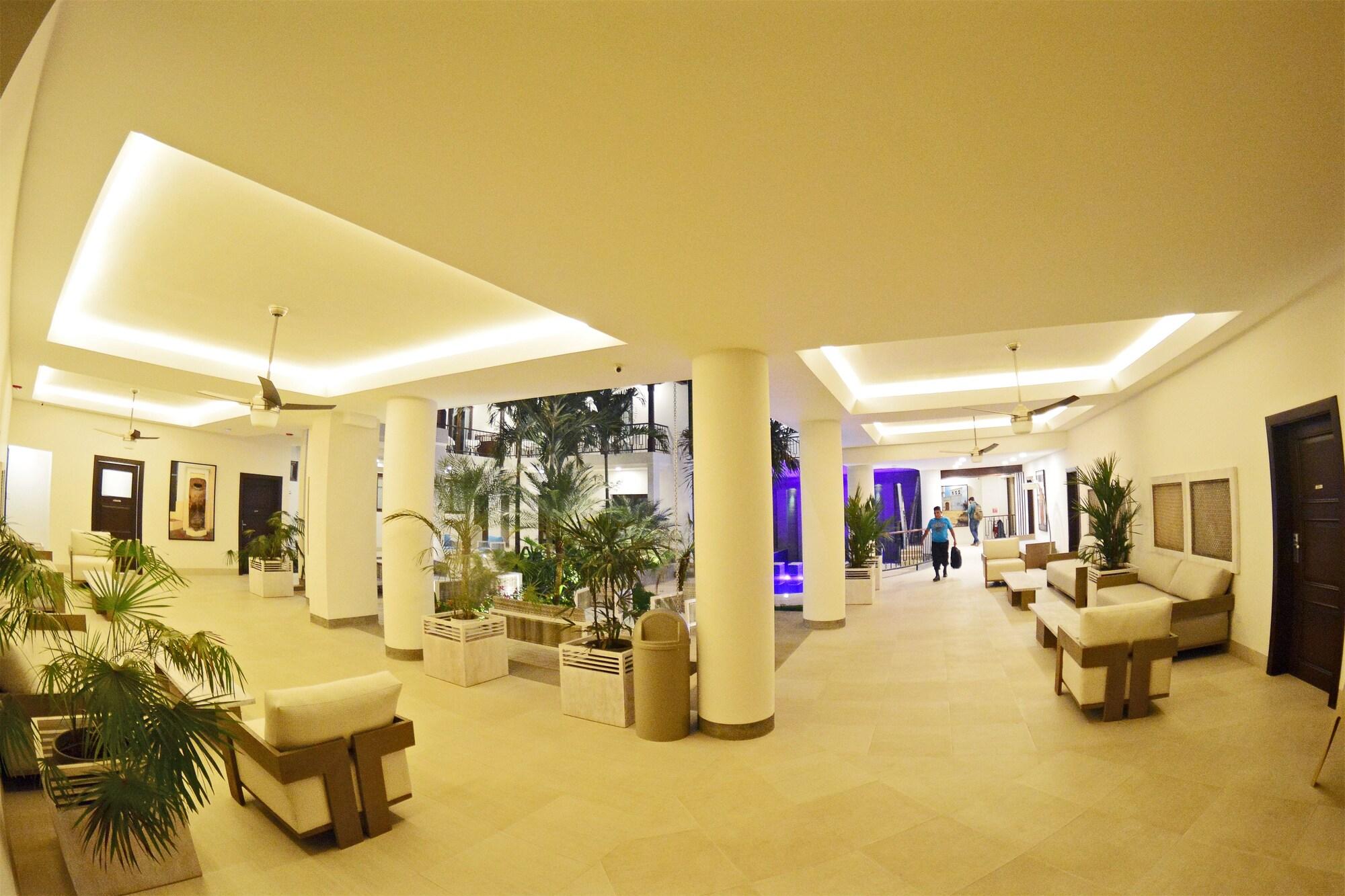 Vista Lobby Hotel Gran Balcón