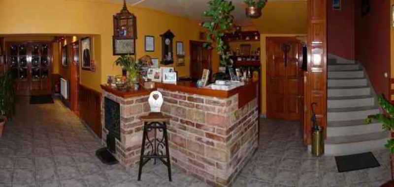 Bar/Salón Karin Hotel