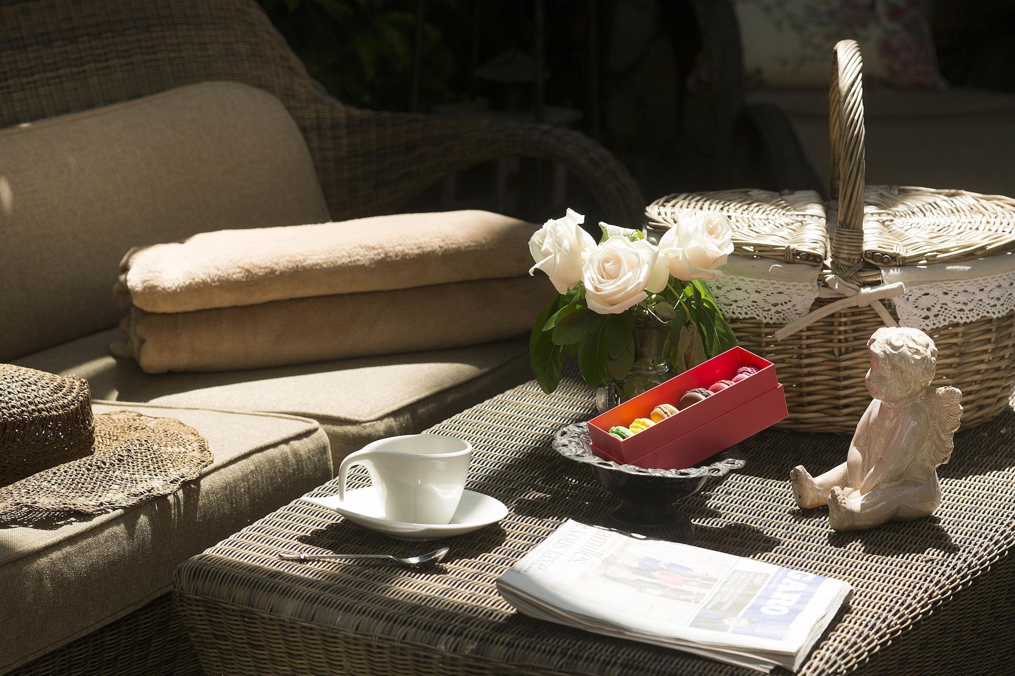 Bar/Salón Hotel des Marronniers