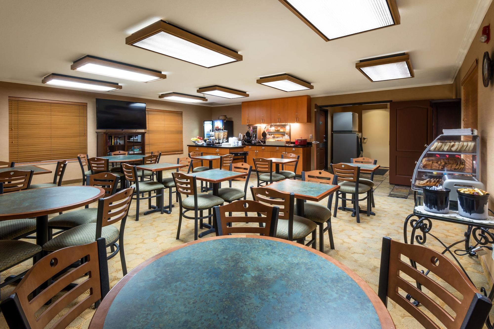 Restaurant Elizabeth Oceanfront Suites, Ascend Hotel Collection