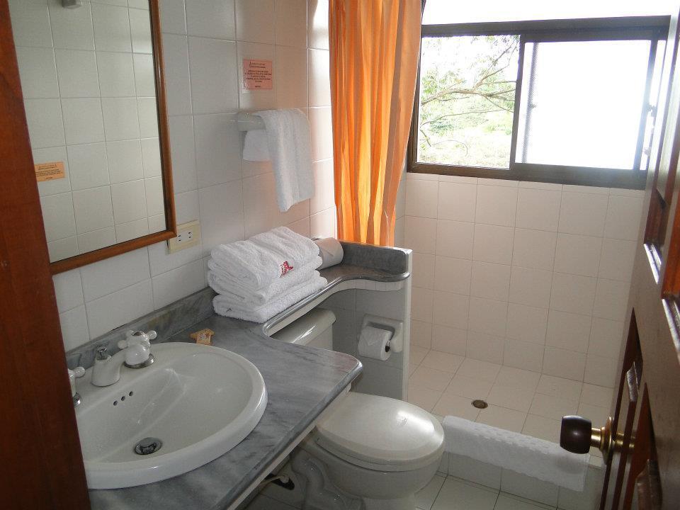 Baño Hotel Pueblito Cafetero