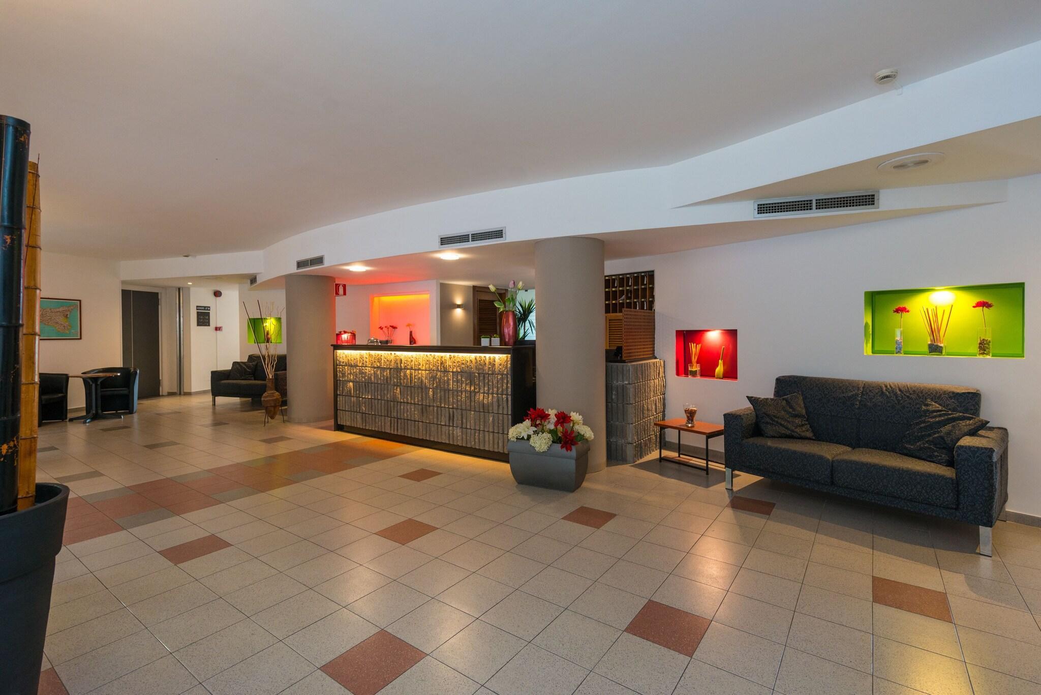 Vista Lobby Hotel Bel 3