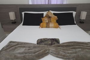 Alquiler Vacacional - Near Dunn's River Falls, w/Pool, Beach Access, A/C, WiFi, Playpen & baby bath