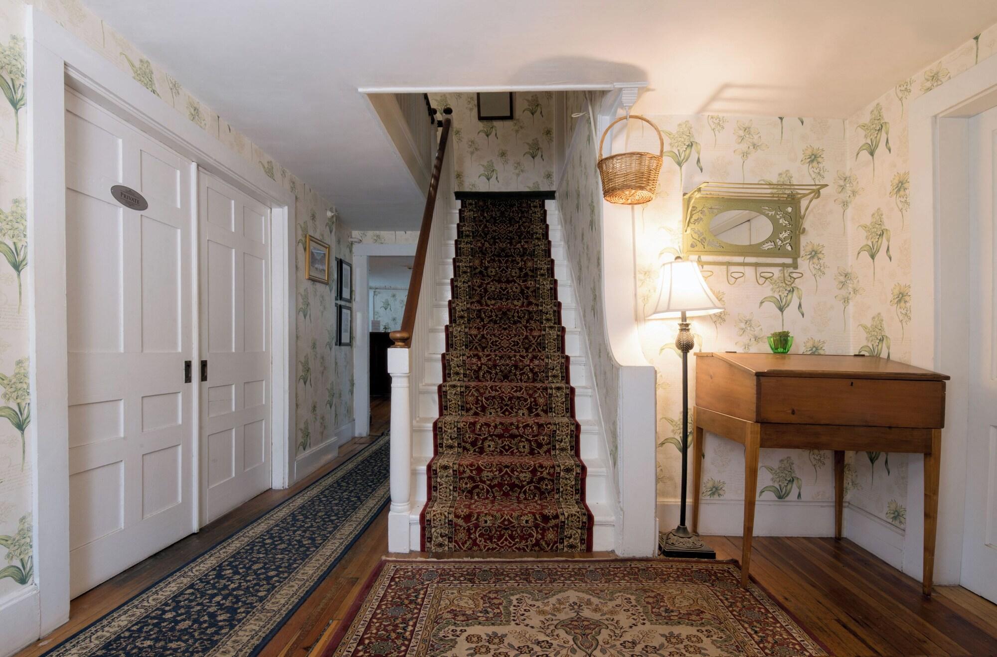 Vista Lobby Monadnock Inn