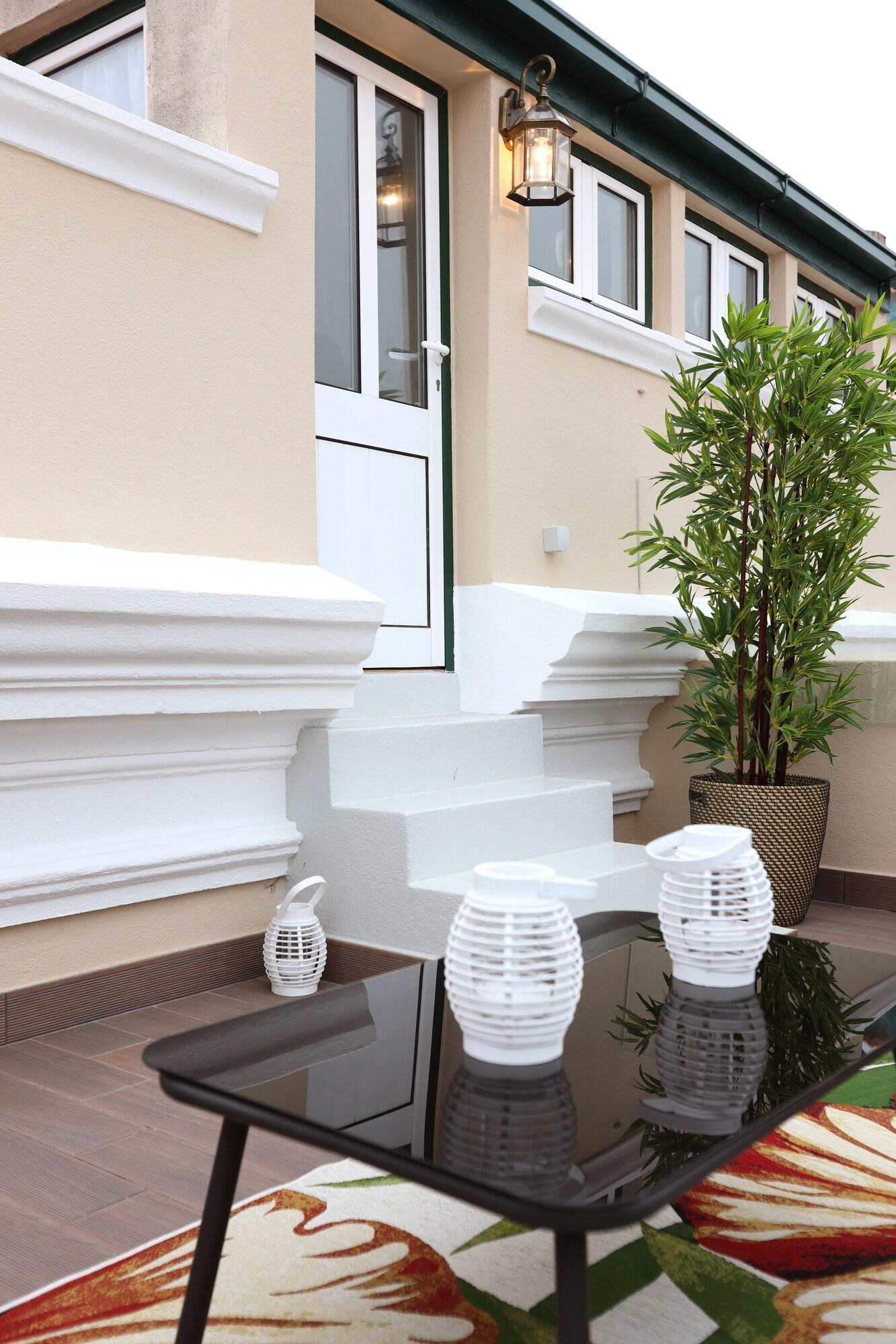 Vista Exterior Glass Boutique - Rooms & Suites