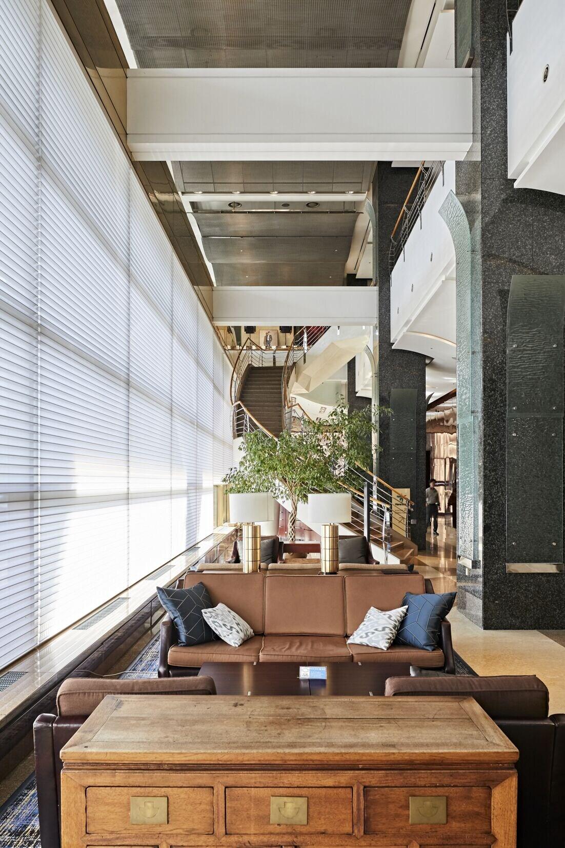 Vista Lobby Oakwood Premier Coex Center
