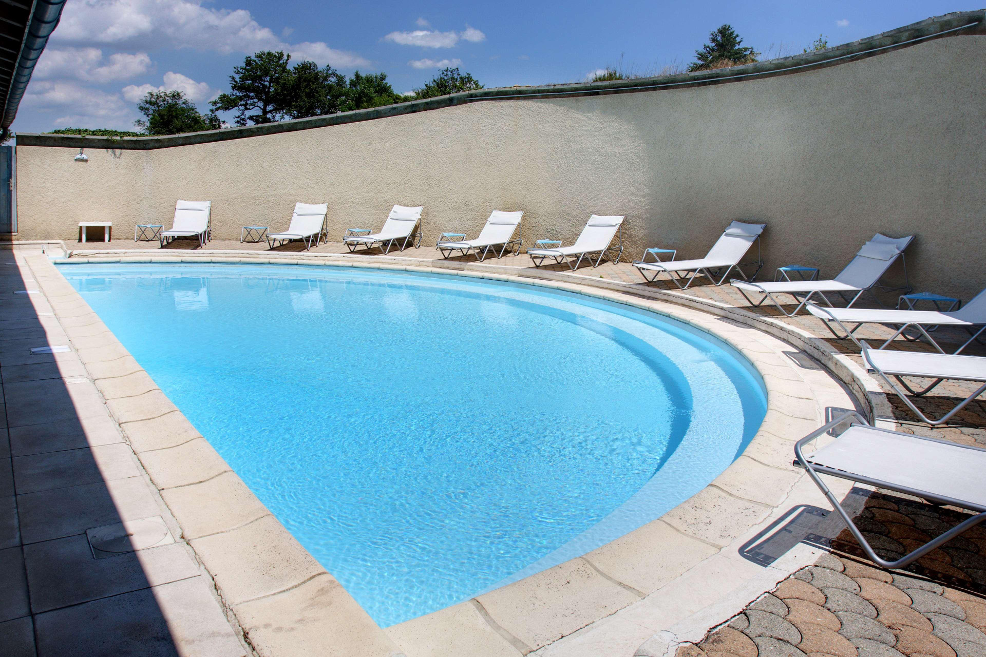 Vista Piscina Best Western Golf D'albon