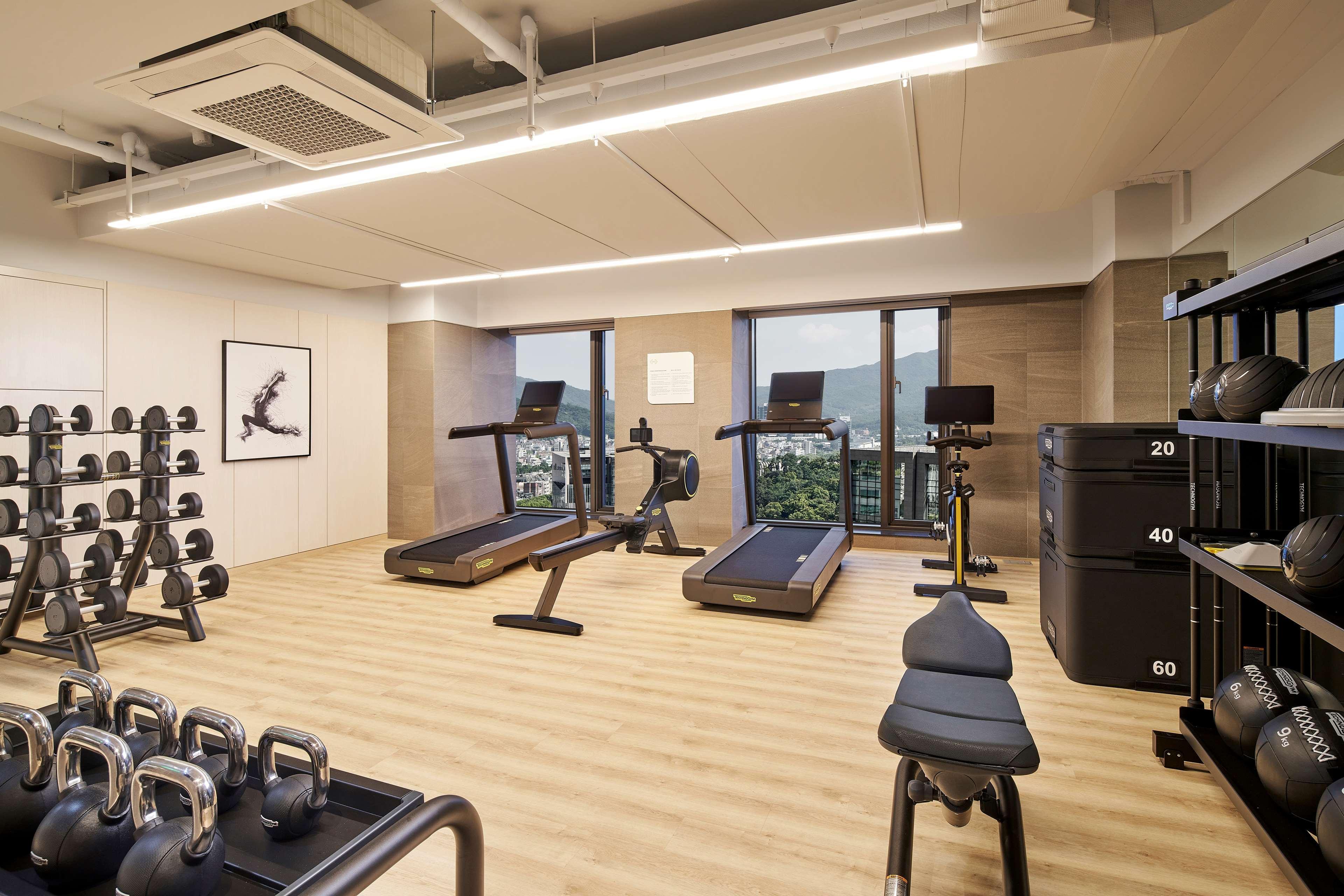 Gimnasio Hilton Garden Inn Seoul Gangnam