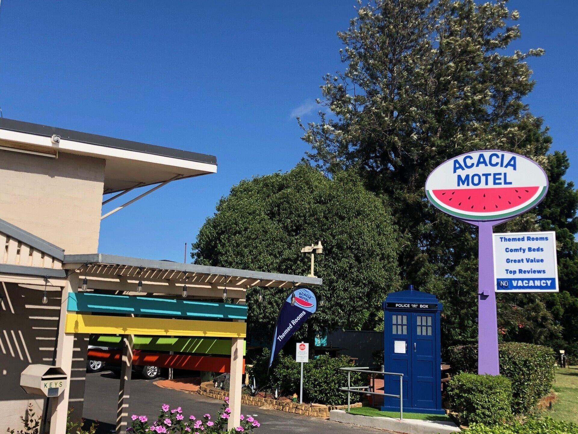 Vista Exterior Acacia Motel