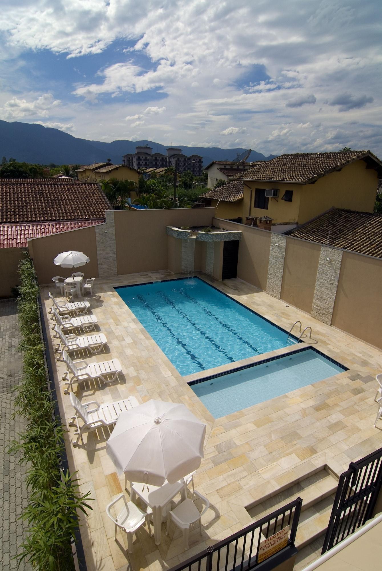 Vista Piscina Bella Casa Flat Service