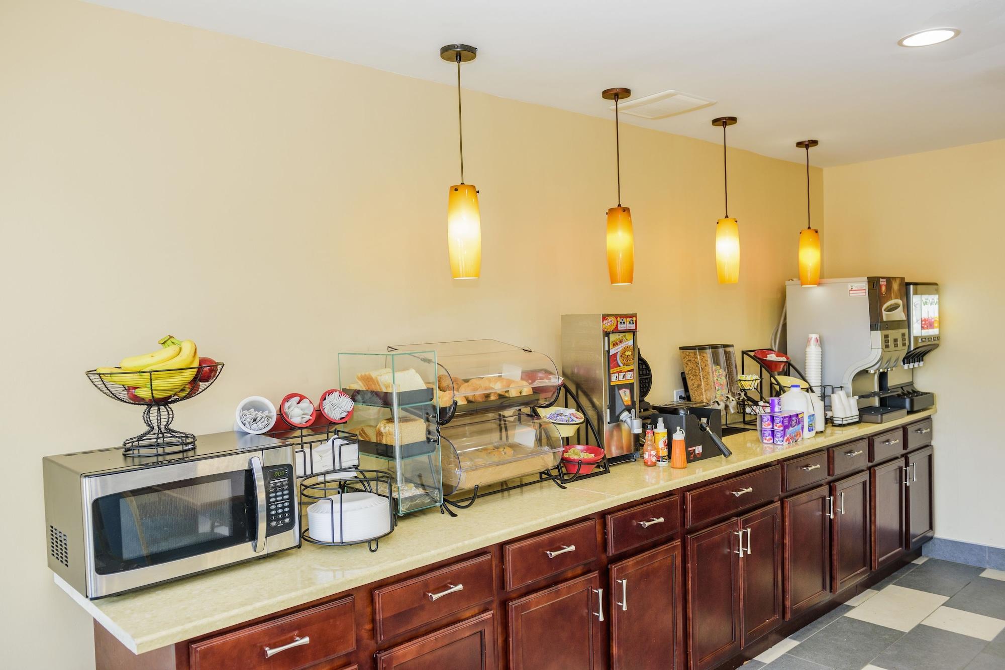 Restaurant AArya Hotel By Niagara Fashion Outlets