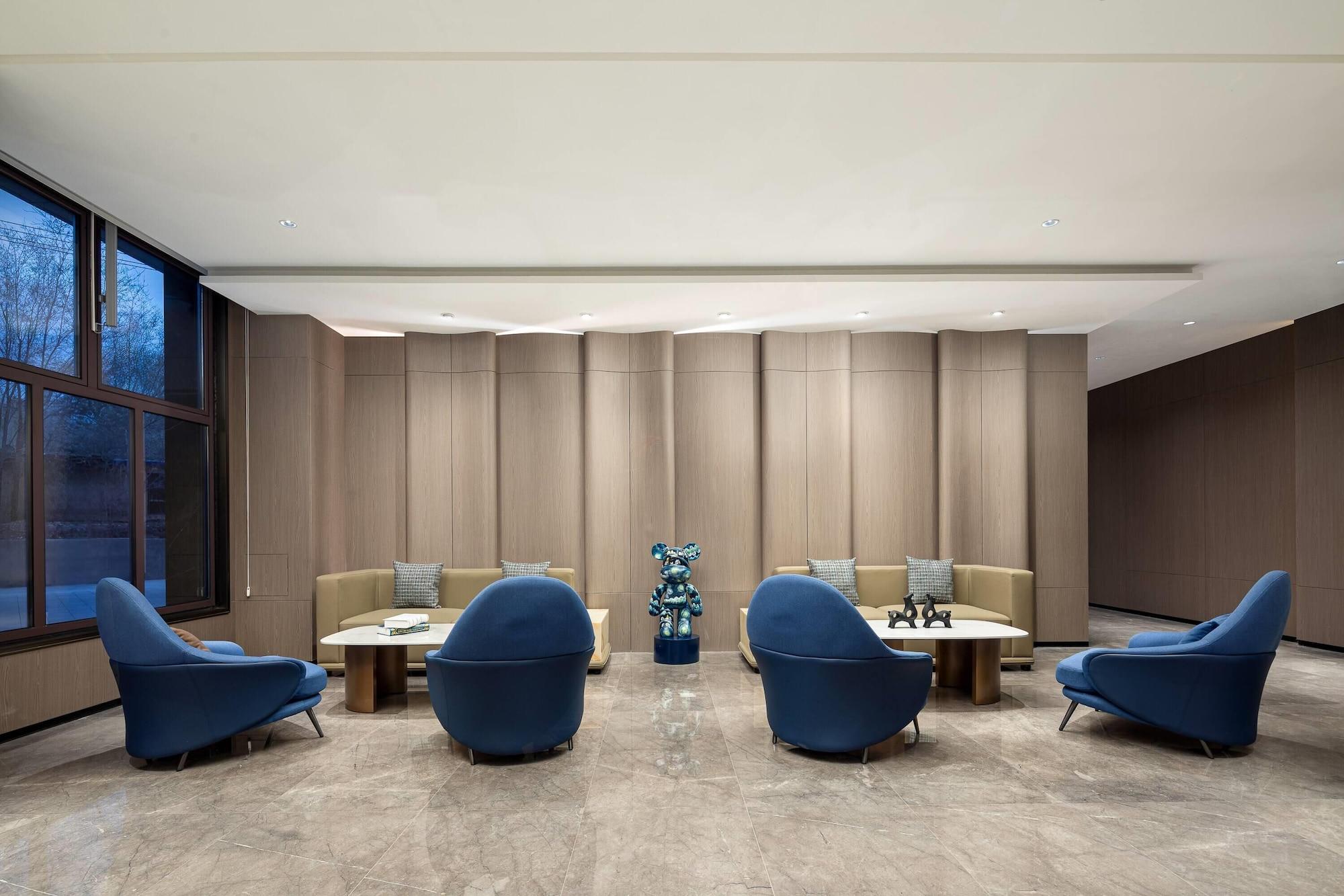 Vista Lobby Ramada by Wyndham Urumqi Midong
