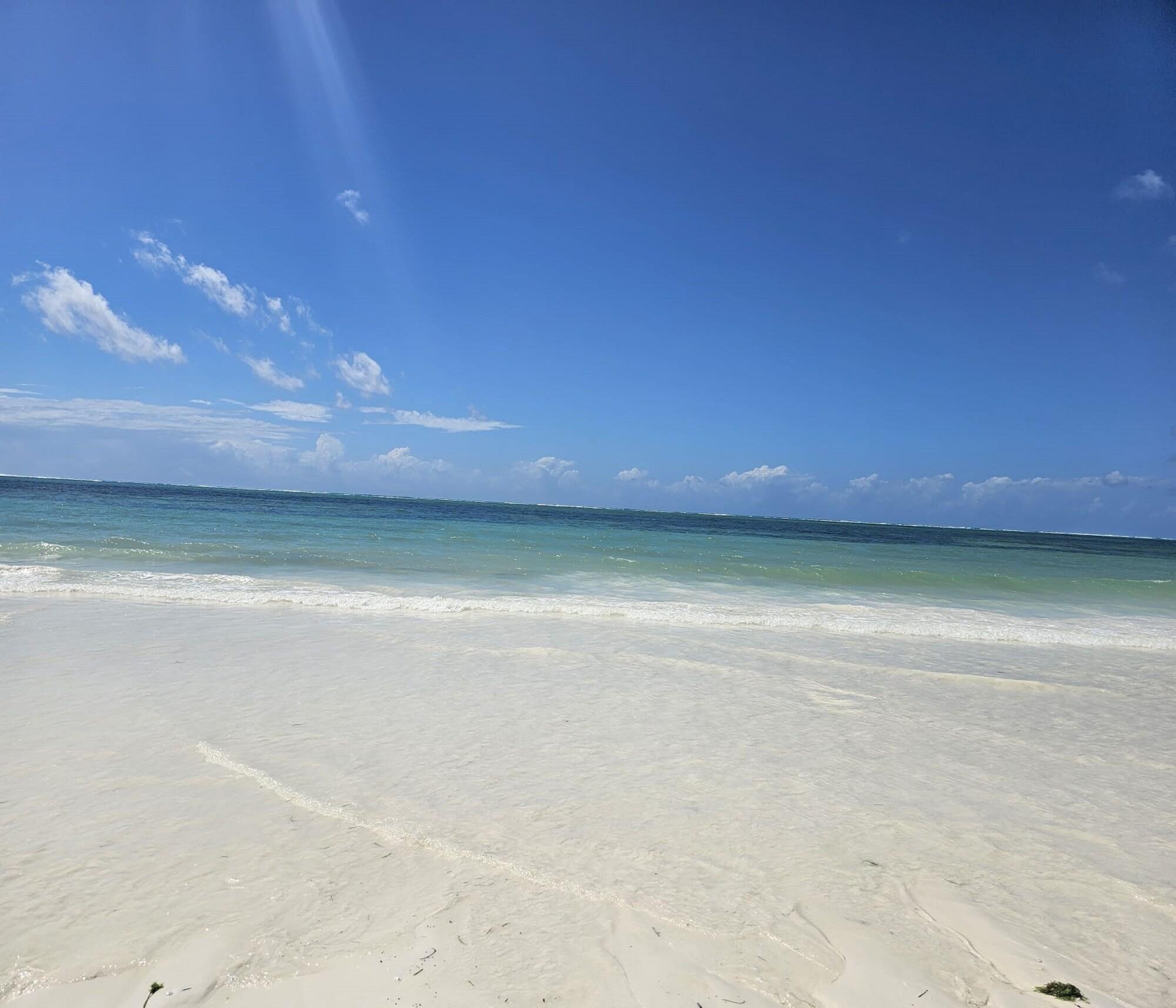 Vista Exterior La Perla Beach Resort, Zanzibar - Your Beachfront Private Haven