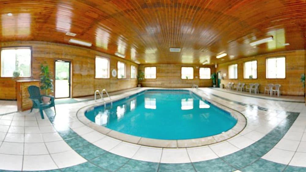 Vista Piscina Bloomington Inn I-55 and I-74