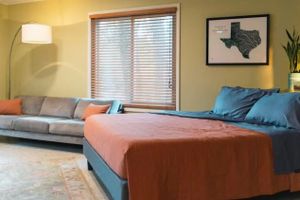 Alquiler Vacacional - Stylish Studio with Campus View!