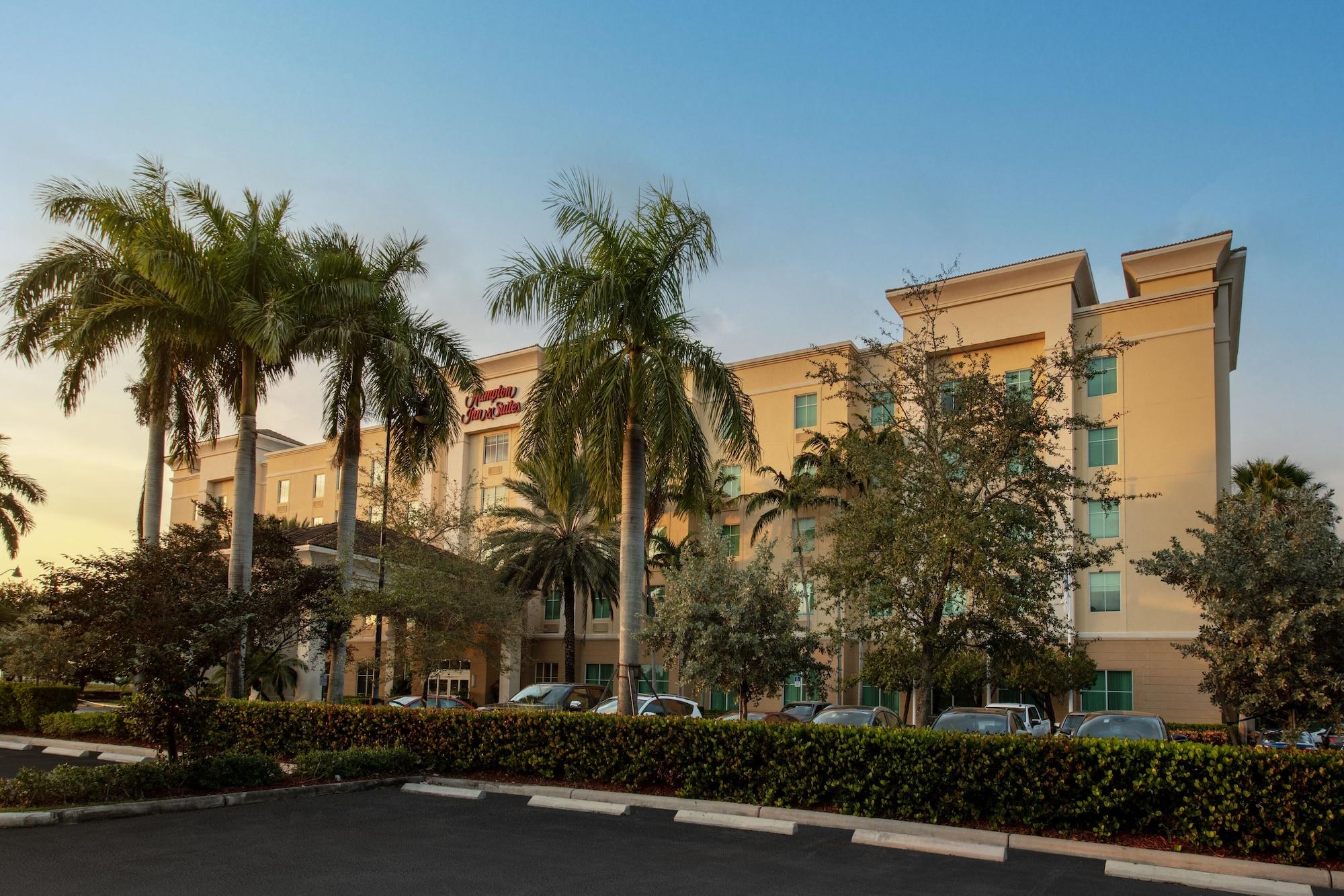 Vista Exterior Hampton Inn & Suites Homestead Miami South