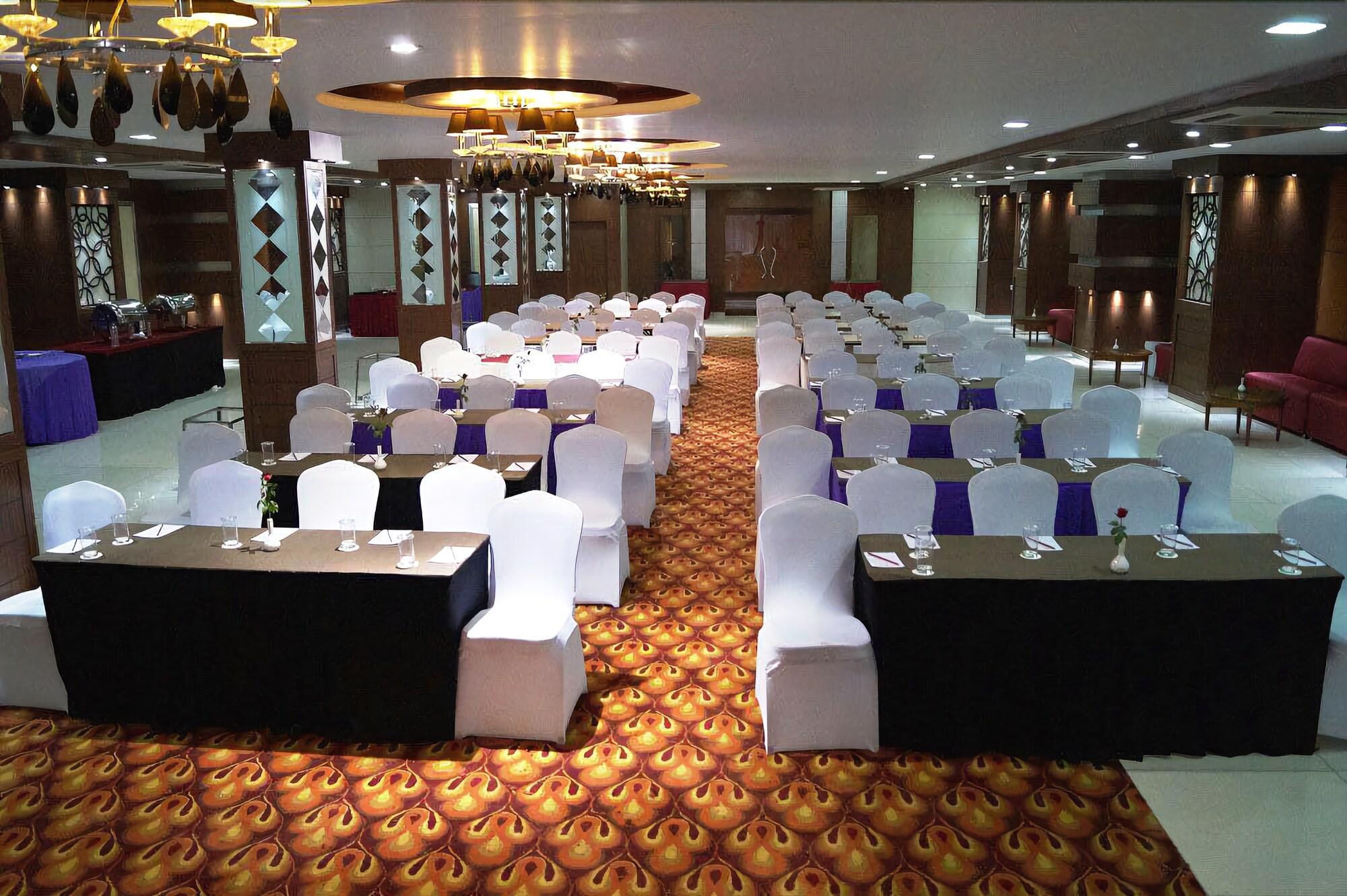 Instalaciones Recreativas Hotel Regency